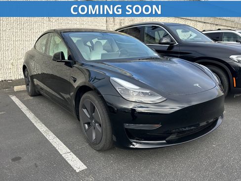 Used 2023 Tesla Model 3 Standard Range RWD image 1