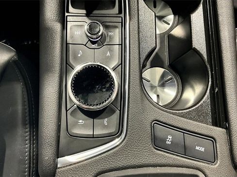 Used 2023 Cadillac XT6 Sport image 16