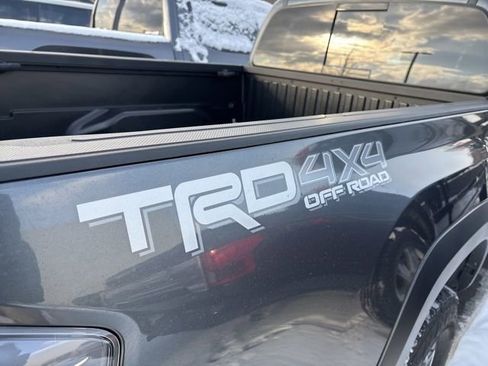 Used 2023 Toyota Tacoma TRD Off-Road image 10