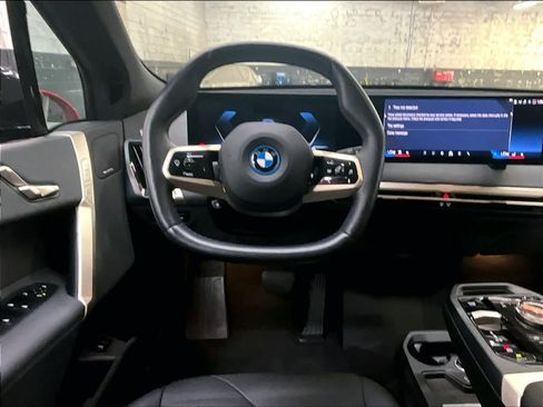 Used 2024 BMW iX xDrive50 w/ Convenience Package AWD/4WD image 8