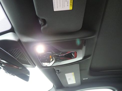 Used 2025 BMW M235i xDrive M235i xDrive w/ M Performance Package image 20