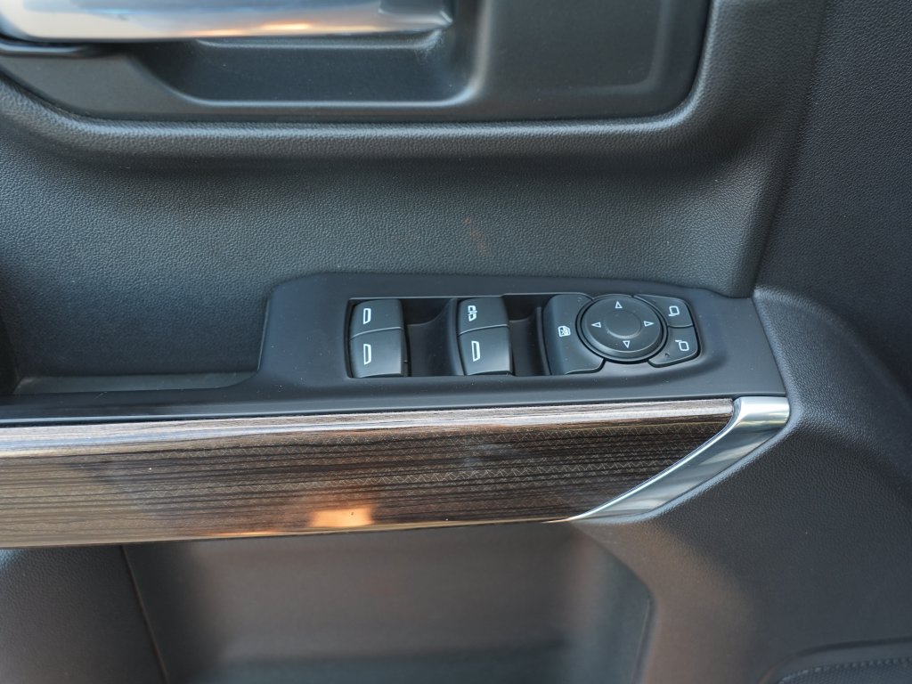 Used 2020 Chevrolet Silverado 1500 RST w/ All-Star Edition AWD/4WD image 18