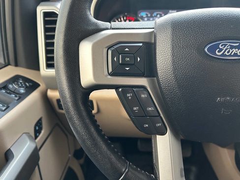Used 2017 Ford F150 Lariat image 14