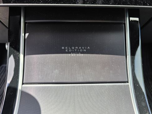 Used 2026 Land Rover Range Rover Velar Belgravia AWD/4WD image 17