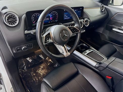 Used 2025 Mercedes-Benz GLA 250 image 23
