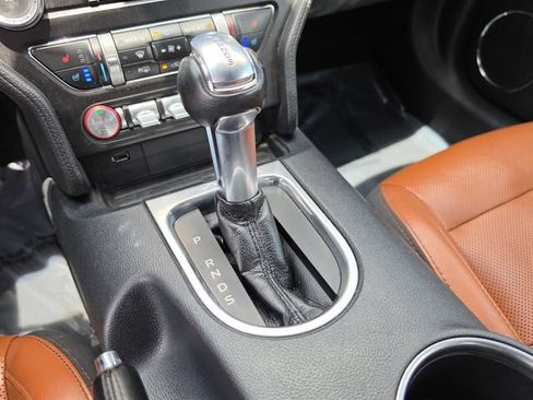 Used 2020 Ford Mustang Premium RWD image 25