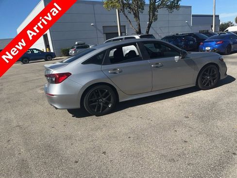 Used 2022 Honda Civic Sport image 10