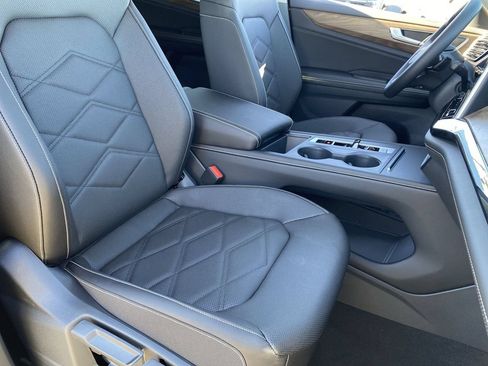 New 2026 Volkswagen Atlas SE FWD image 7
