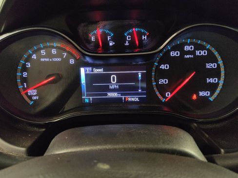 Used 2017 Chevrolet Cruze LT w/ Sun And Sound Package FWD image 23