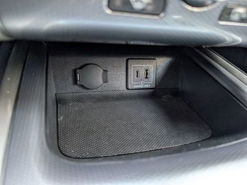 Used 2019 Nissan Pathfinder SL image 18