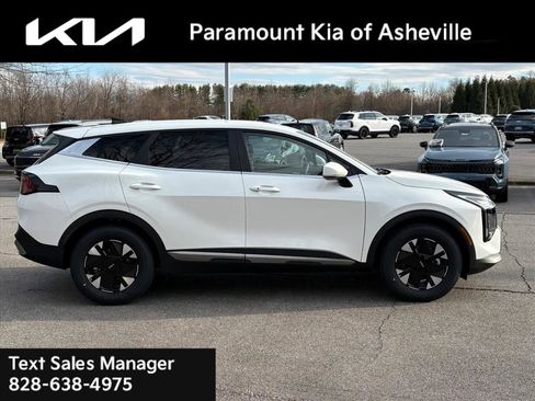 New 2026 Kia Sportage LX image 7