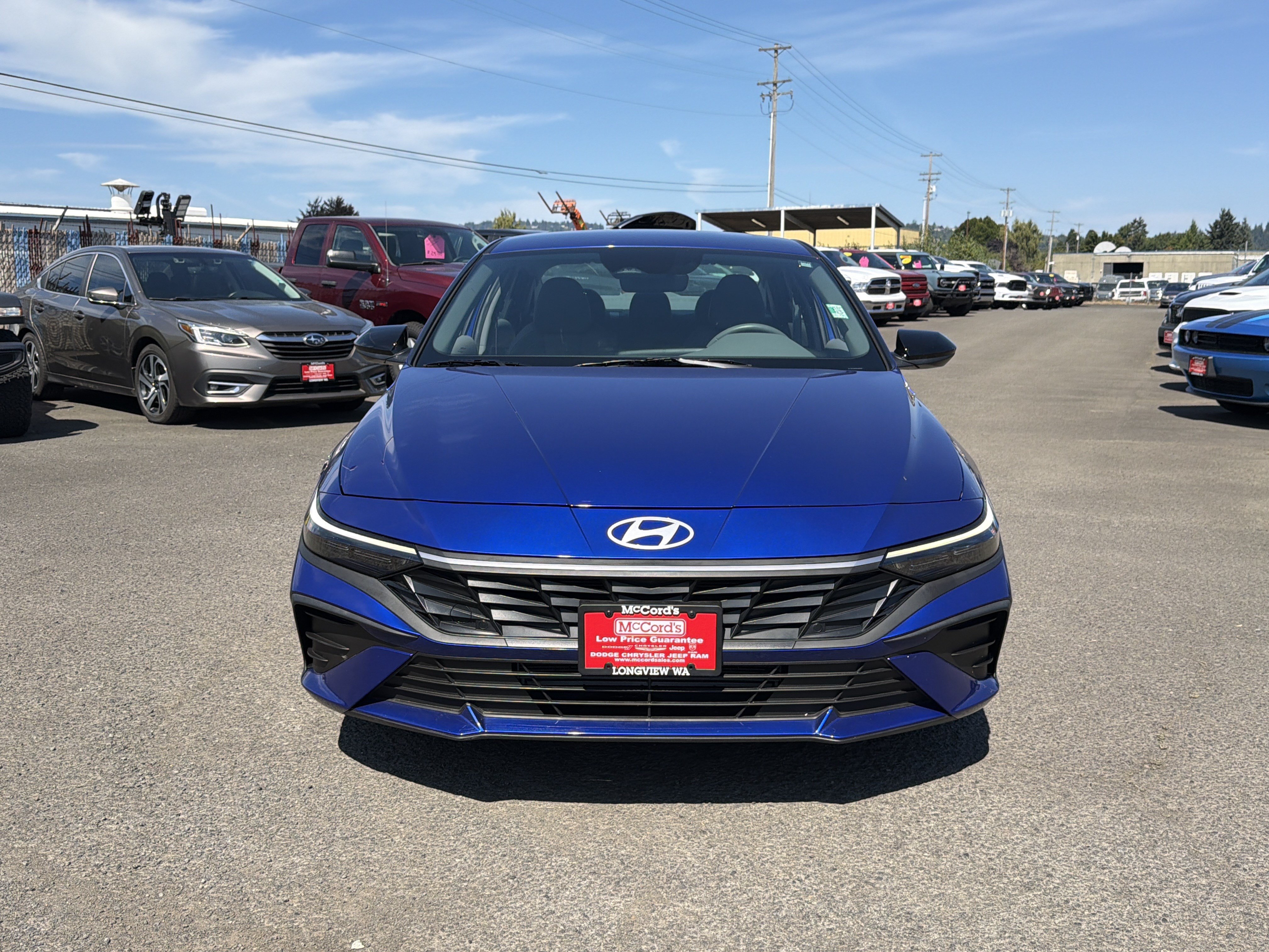 Used 2025 Hyundai Elantra Sport FWD image 8