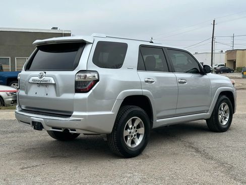 Used 2016 Toyota 4Runner Limited image 7