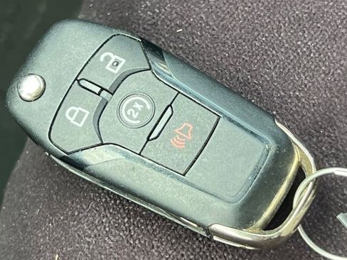 Used 2019 Ford Ranger XLT w/ Equipment Group 301A Mid AWD/4WD image 4