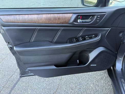 Used 2018 Subaru Outback 2.5i Limited image 64