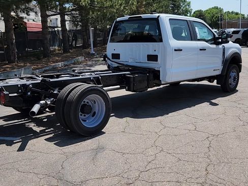 New 2025 Ford F550 4x4 Crew Cab image 12