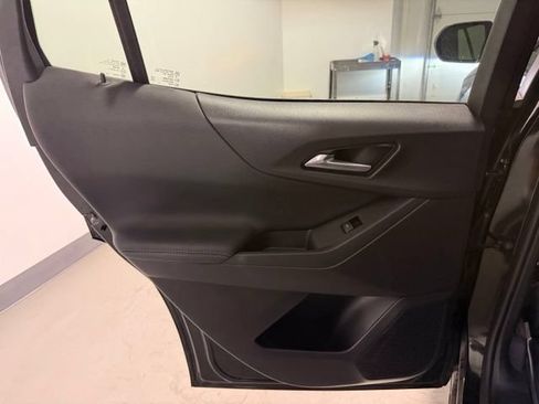 Used 2025 Chevrolet Equinox LT w/ Convenience Package II FWD image 24