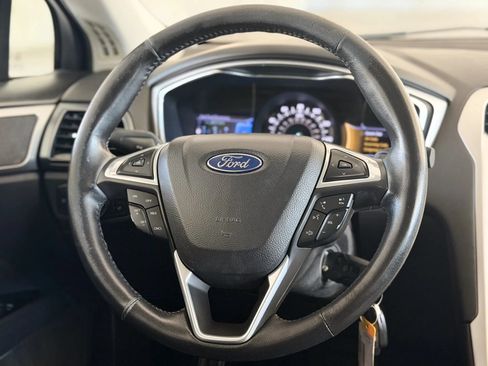 Used 2013 Ford Fusion SE FWD image 28