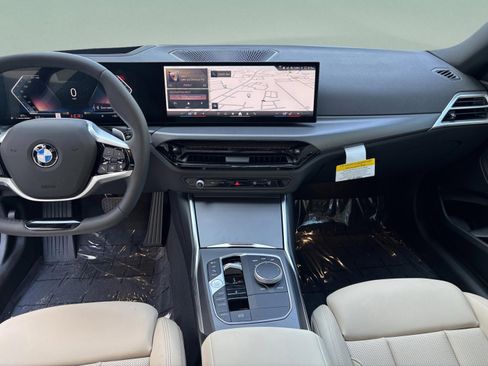 Used 2025 BMW 230i Coupe w/ Premium Package image 8