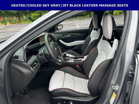 Used 2025 Cadillac CT5 V Blackwing w/ Parking Package RWD image 5
