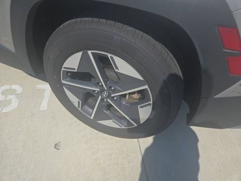 Used 2025 Hyundai Tucson SEL FWD image 36
