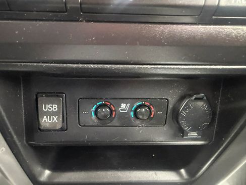 Used 2017 Toyota 4Runner Limited AWD/4WD image 19