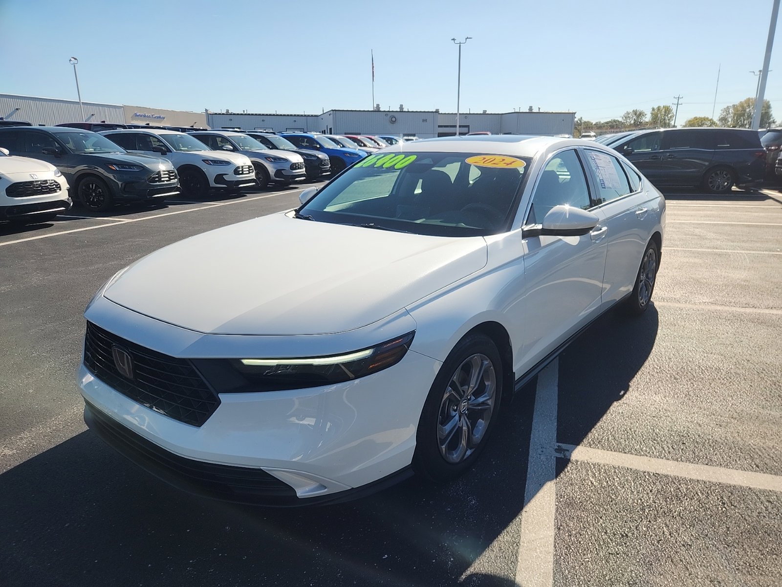 Used 2024 Honda Accord EX image 2