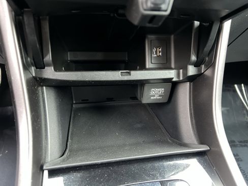 Used 2017 Honda Accord Sport image 32