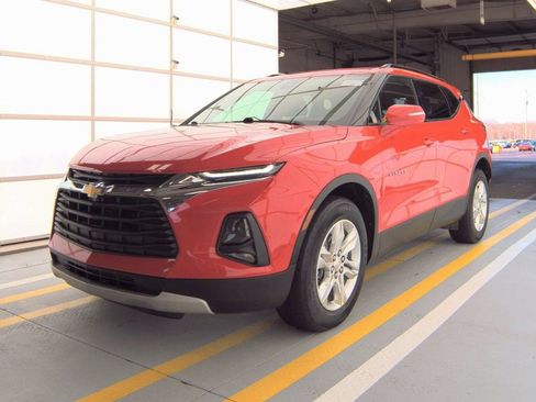 Used 2022 Chevrolet Blazer LT image 1