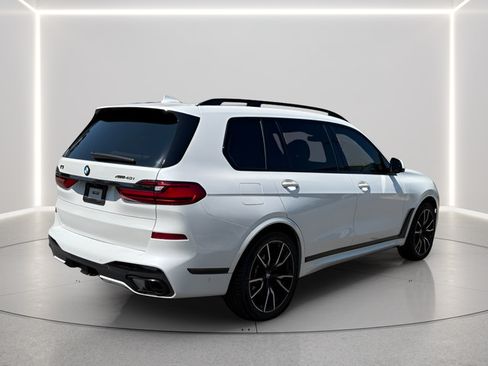 Used 2022 BMW X7 xDrive40i w/ M Sport Package AWD/4WD image 5