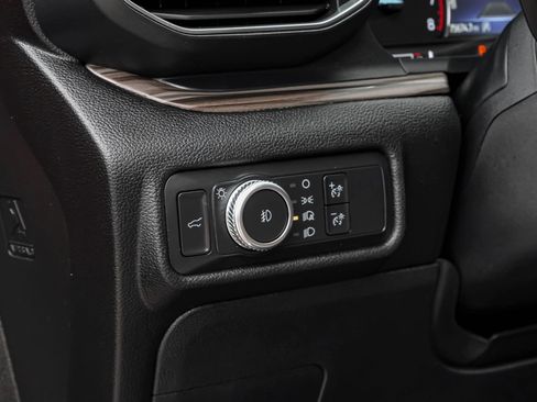 Used 2021 Ford Explorer Limited w/ Equipment Group 301A image 34