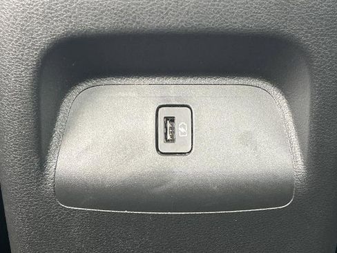 Certified 2023 Nissan Sentra SV image 15