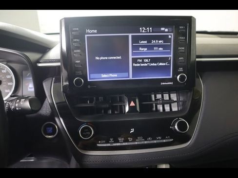 Used 2022 Toyota Corolla Cross LE AWD/4WD image 21