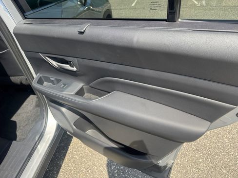 Used 2025 Toyota Grand Highlander FWD image 23