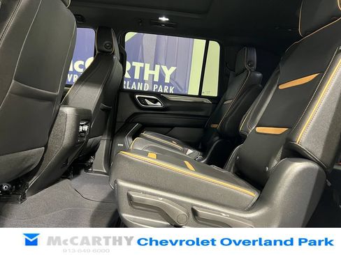 Used 2023 GMC Yukon XL AT4 w/ Technology Package AWD/4WD image 28