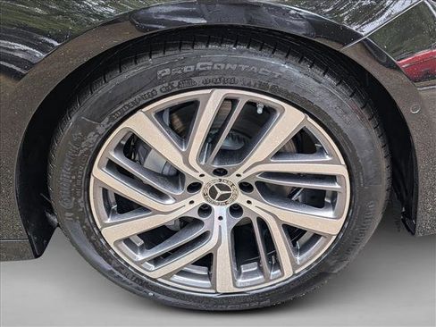 Used 2025 Mercedes-Benz E 350 4MATIC Sedan image 19