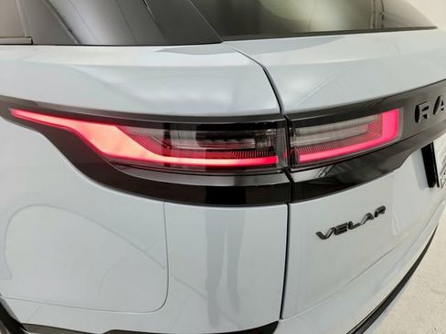 New 2026 Land Rover Range Rover Velar Dynamic SE image 30