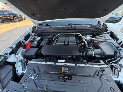 Certified 2023 GMC Canyon AT4 w/ AT4 Premium Package image 35