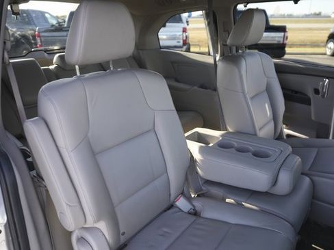 Used 2014 Honda Odyssey EX-L image 16