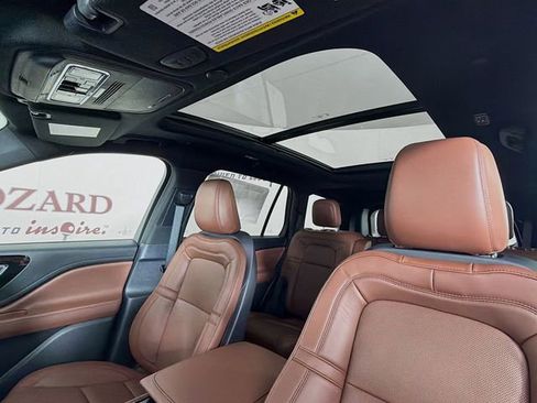New 2026 Lincoln Aviator Reserve RWD image 24
