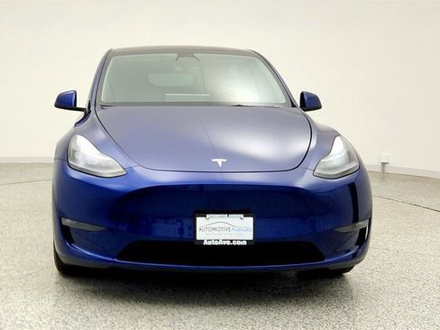 Used 2023 Tesla Model Y Long Range image 2