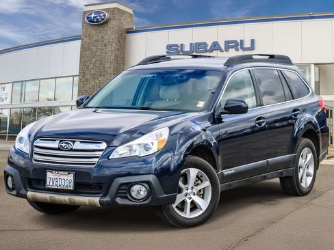 Used 2014 Subaru Outback 3.6R Limited image 1
