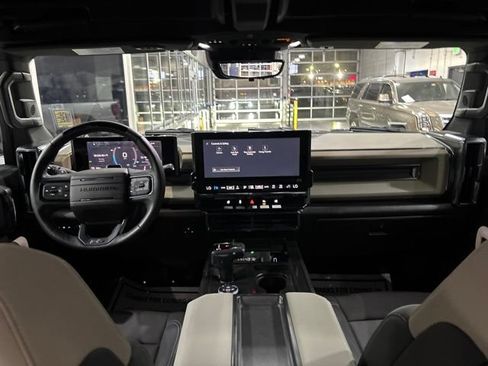 Used 2026 GMC Hummer EV SUV AWD/4WD image 36