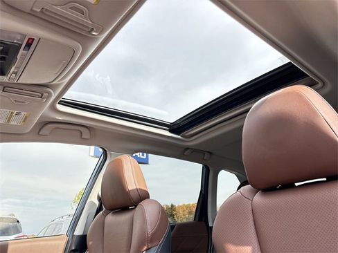 Used 2022 Subaru Forester Touring image 27