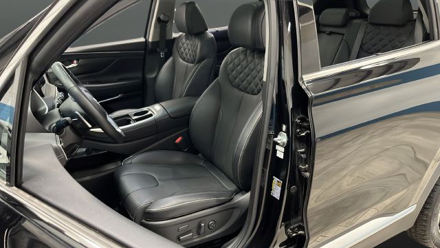 Used 2022 Hyundai Santa Fe Limited AWD/4WD image 9