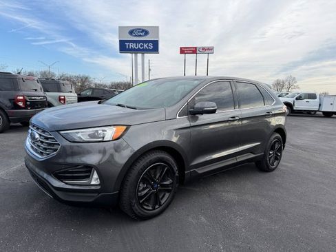 Used 2020 Ford Edge SEL w/ Convenience Package image 3
