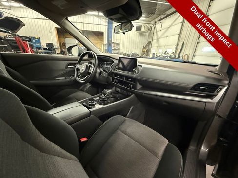 Used 2023 Nissan Rogue SV AWD/4WD image 43