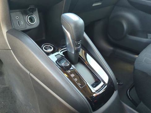 Certified 2022 Nissan Kicks S image 37