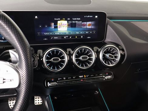 Used 2021 Mercedes-Benz GLA 35 AMG 4MATIC image 6