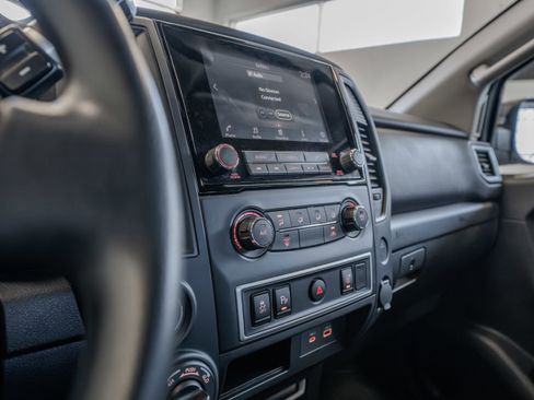 Used 2022 Nissan Titan S w/ S Utility Package image 29